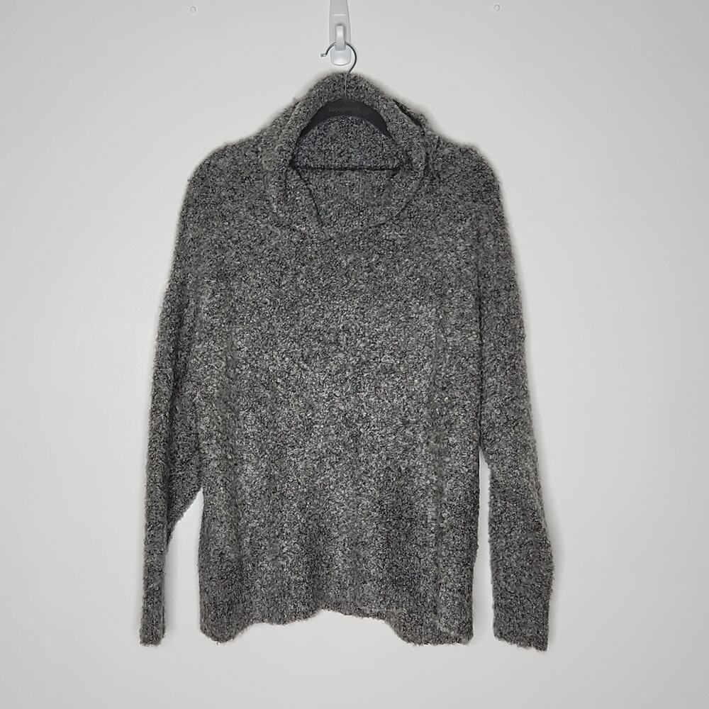 NWT Luzabelle Grey Turtle Neck Sweater One Size